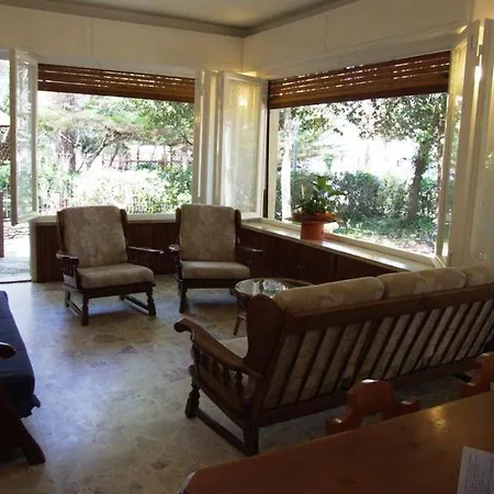 Appartement Sleeps 7 *
